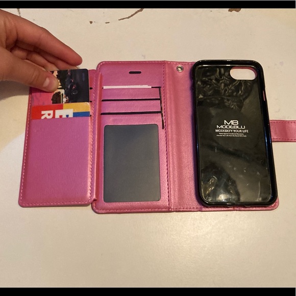 iPhone Se case! - Picture 4 of 4